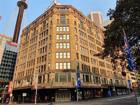 david jones opening hours sydney